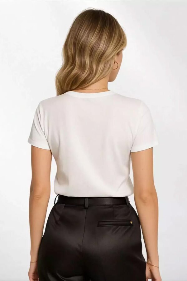 Blusa Feminina Básica Manga Curta - Imagem 2